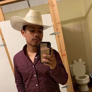 Meet your Posher, Daniel